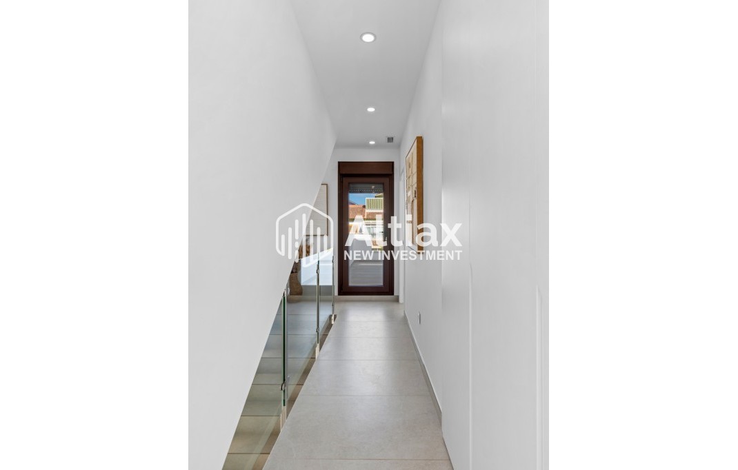 New Build - detached -
Pilar de la Horadada