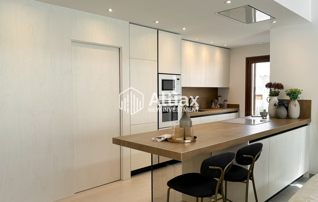 New Build - detached -
Algorfa