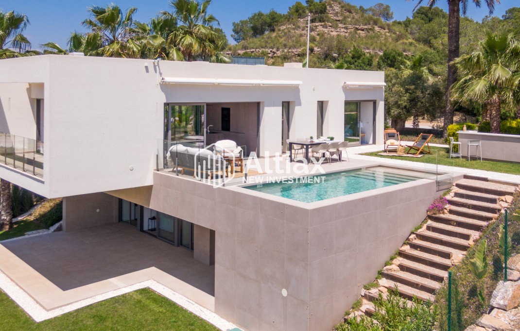 Nueva construcción  - villa -
Dehesa de Campoamor