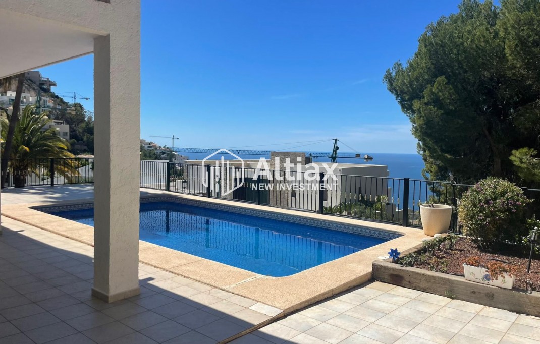 Nouvelle construction - villa -
Altea