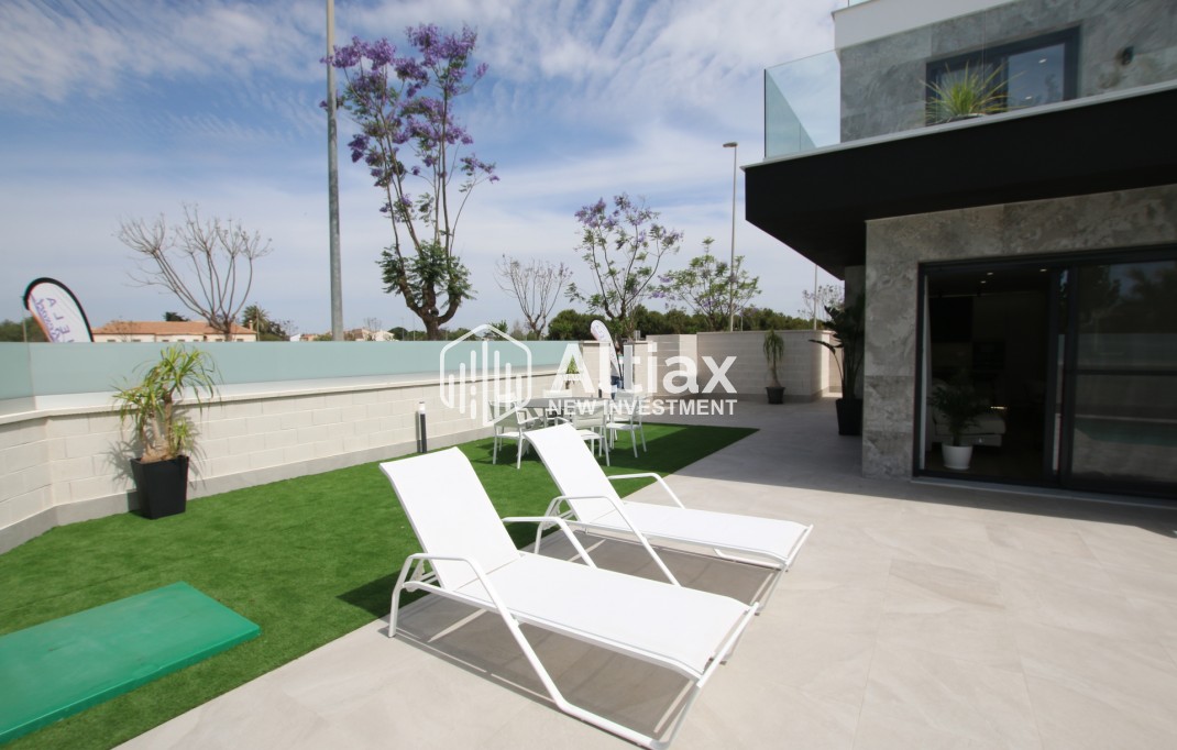 New Build - detached -
Pilar de la Horadada