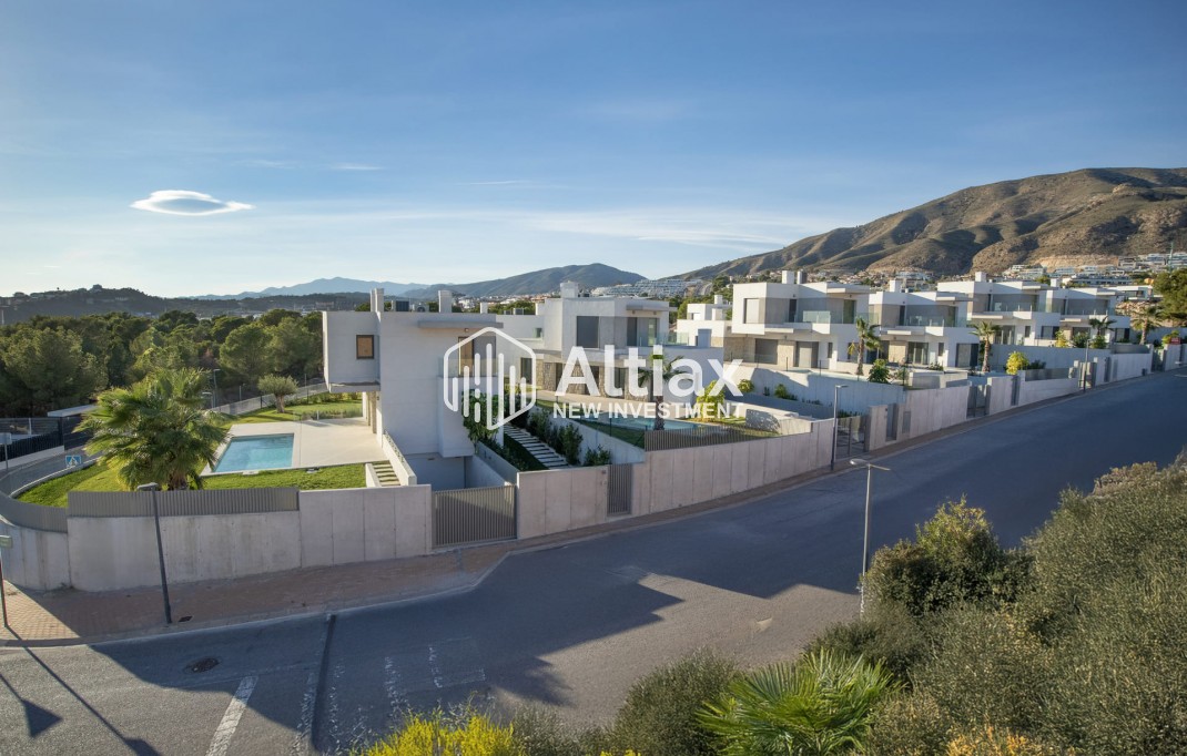 New Build - detached -
Finestrat