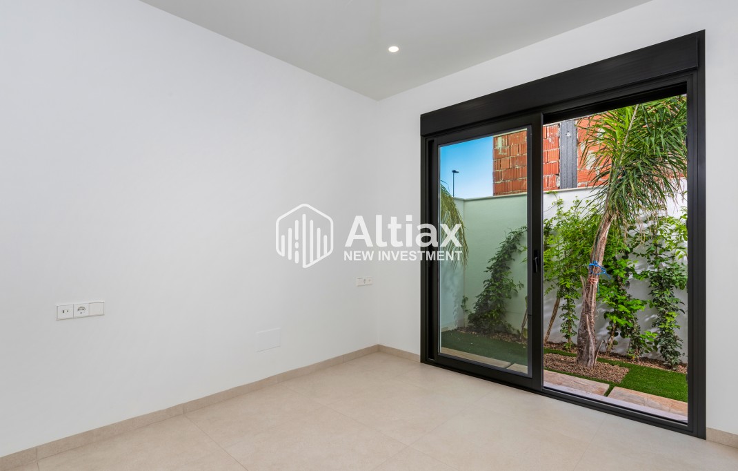 New Build - low-bungalow -
Pilar de la Horadada