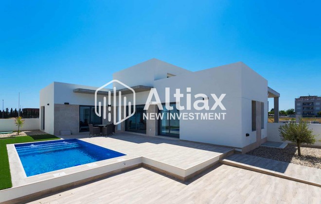 Nueva construcción  - detached -
Daya Nueva