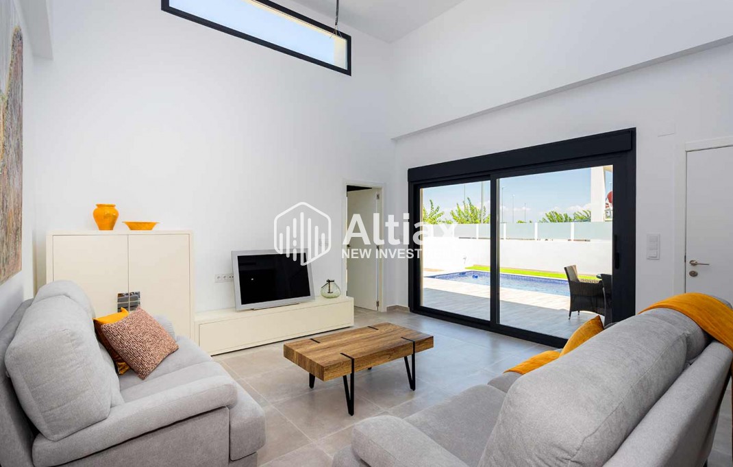 Nueva construcción  - detached -
Daya Nueva