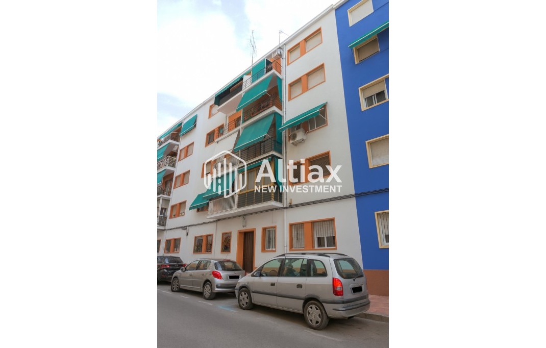 Segunda mano - Apartamento / piso -
Alicante (Alacant)
