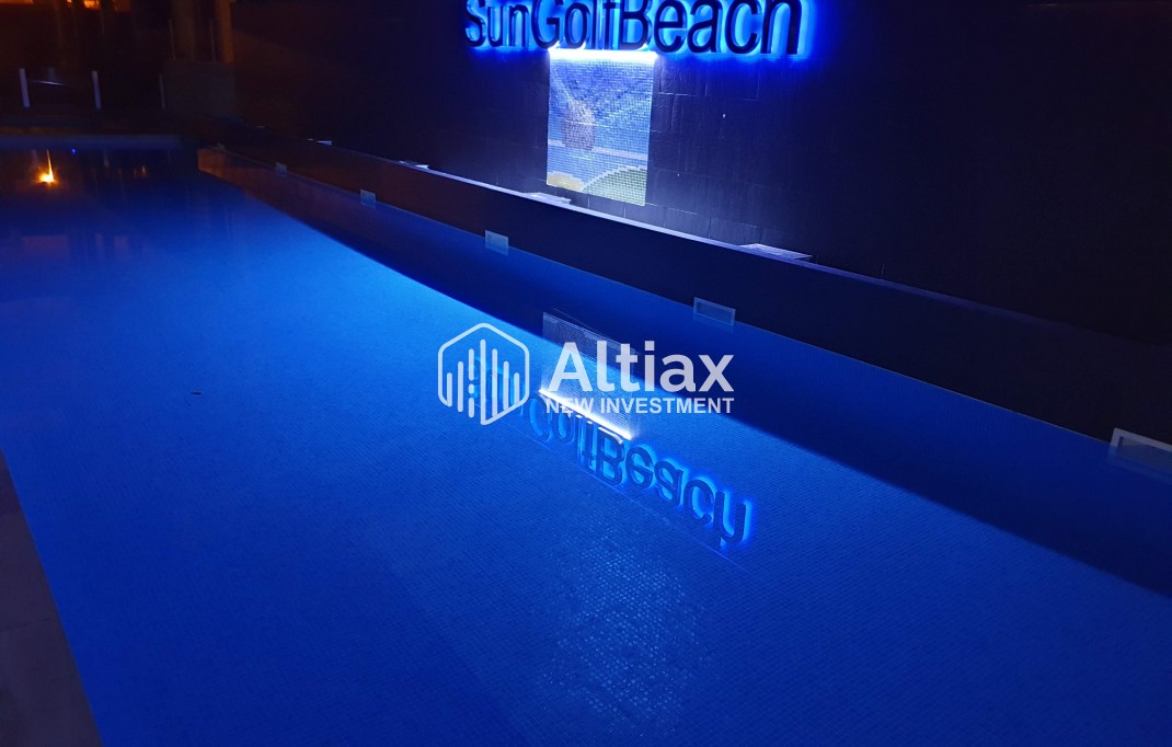 Nueva construcción  - Ático -
Res. Las Filipinas