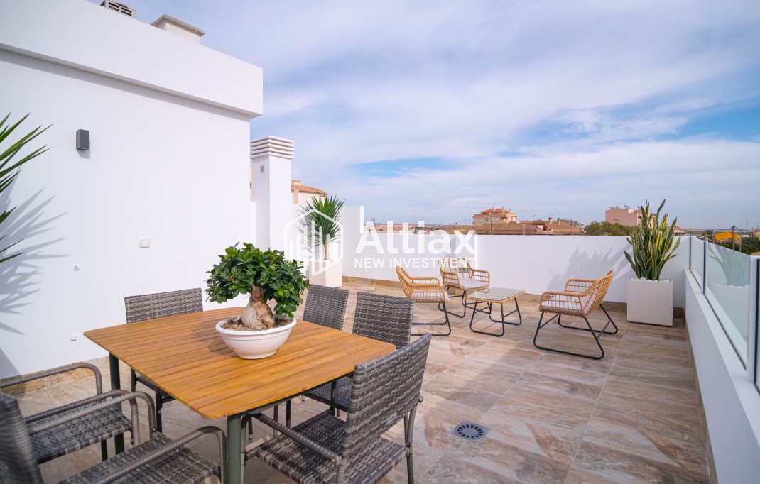 Nouvelle construction - terraced -
Jerónimo y Avileses