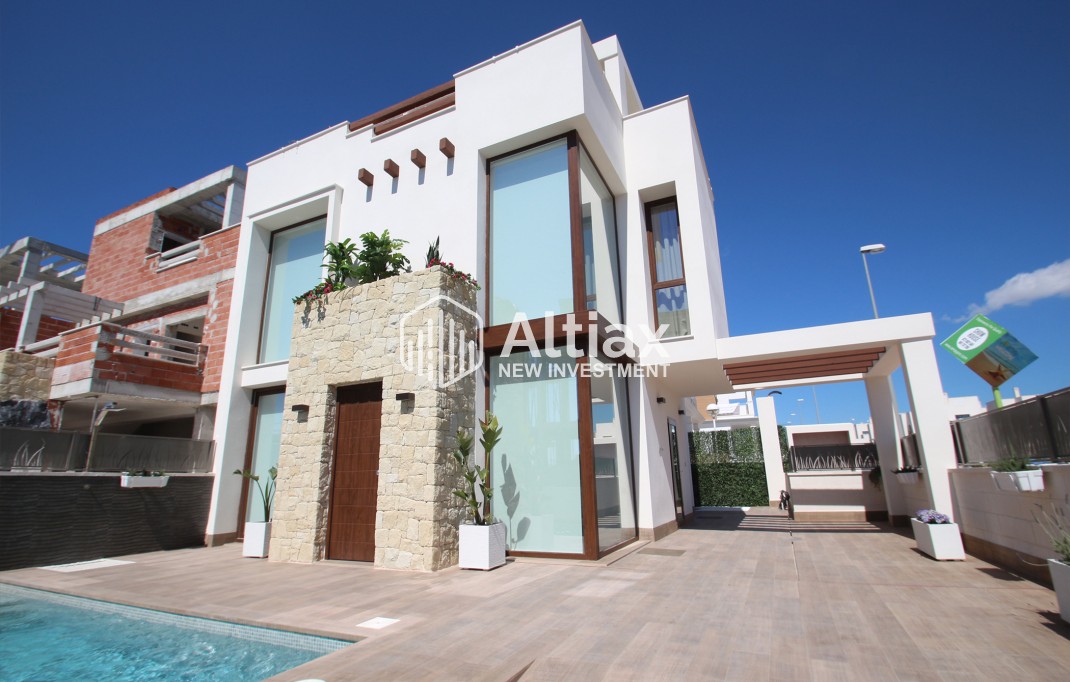 New Build - detached -
Playa Paraiso