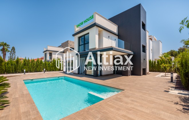 New Build - detached -
Playa Paraiso