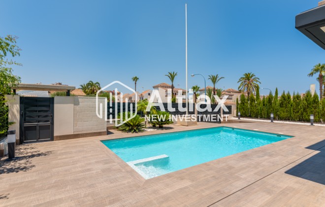 New Build - detached -
Playa Paraiso