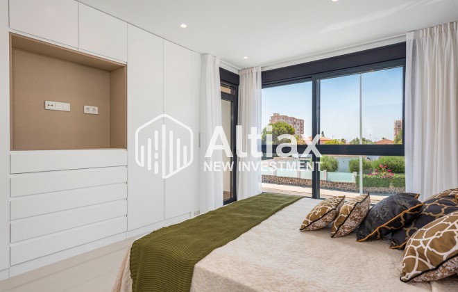 New Build - detached -
Playa Paraiso