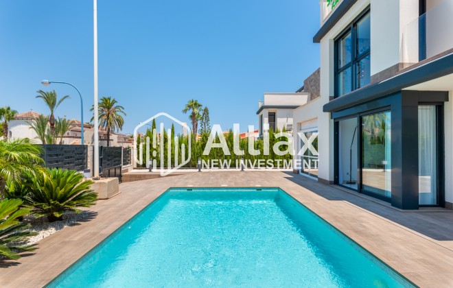 New Build - detached -
Playa Paraiso