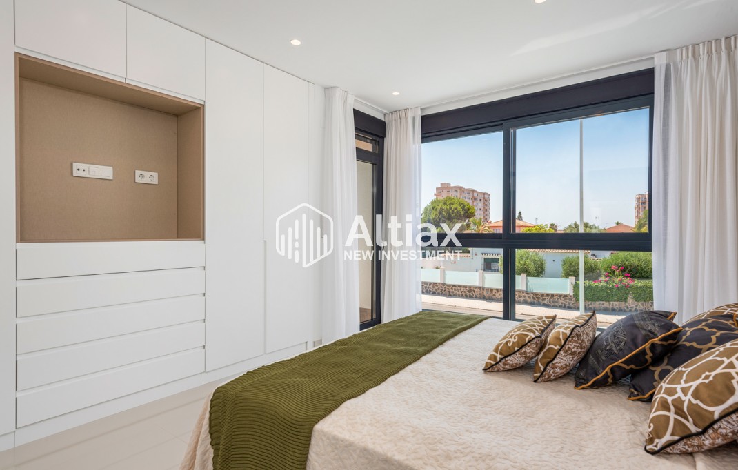 New Build - detached -
Playa Paraiso