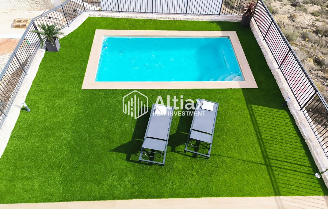 New Build - semi-detached -
Algorfa