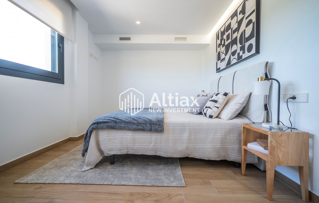 New Build - semi-detached -
Algorfa