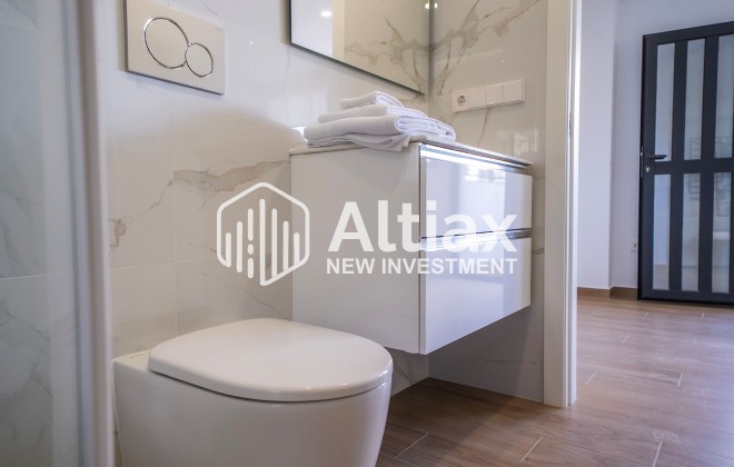 New Build - semi-detached -
Algorfa